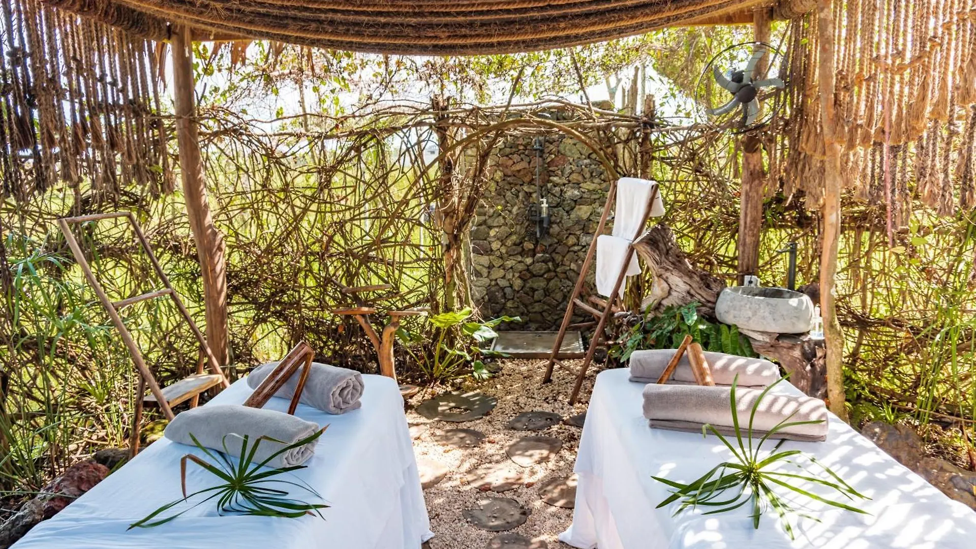 Green Land Bubble Glamping By Mint Cabarete 0*,  Dominikana