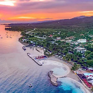 3* אתר נופש Decameron Club Caribbean Runaway Bay, Ramada